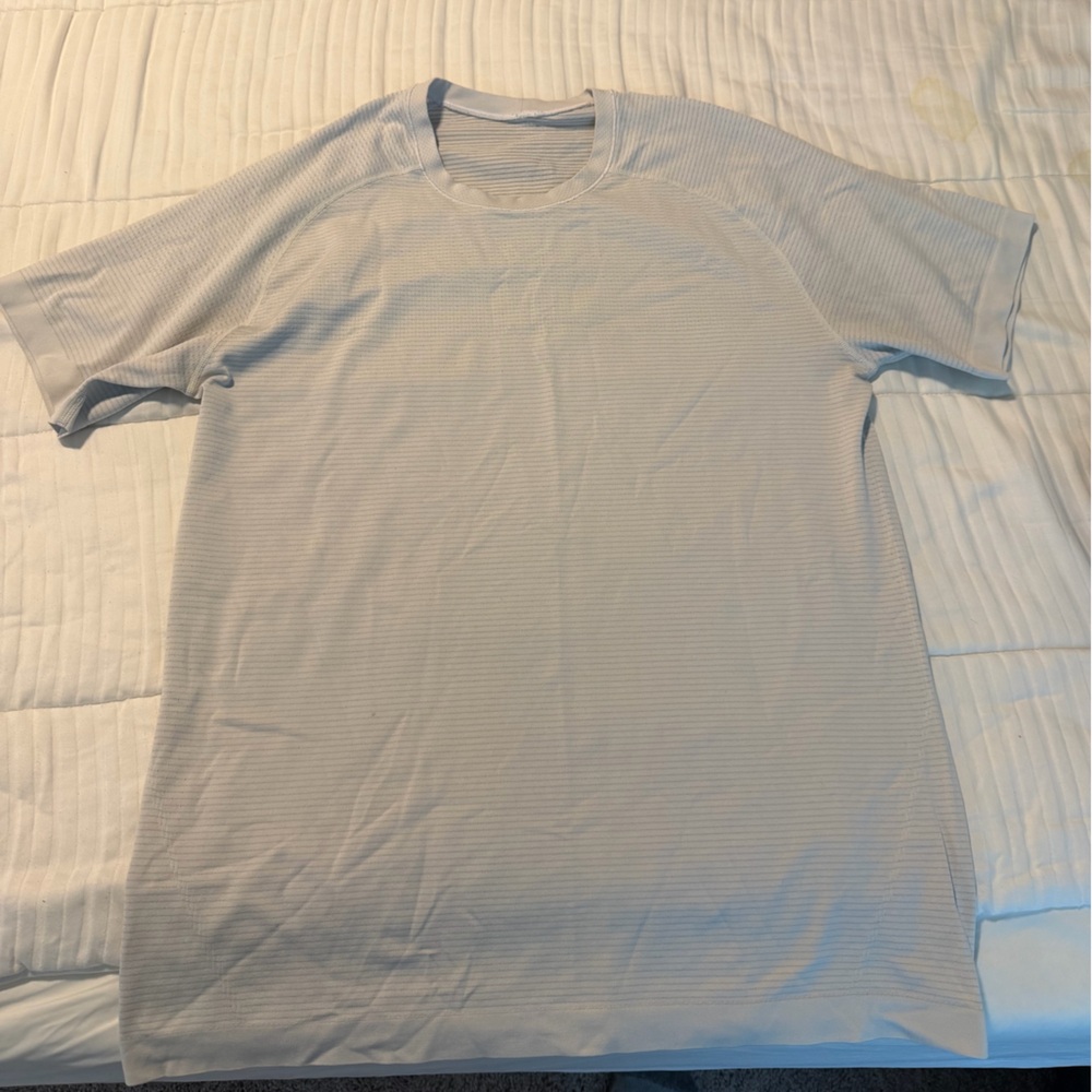 LULULEMON workout shirt men’s